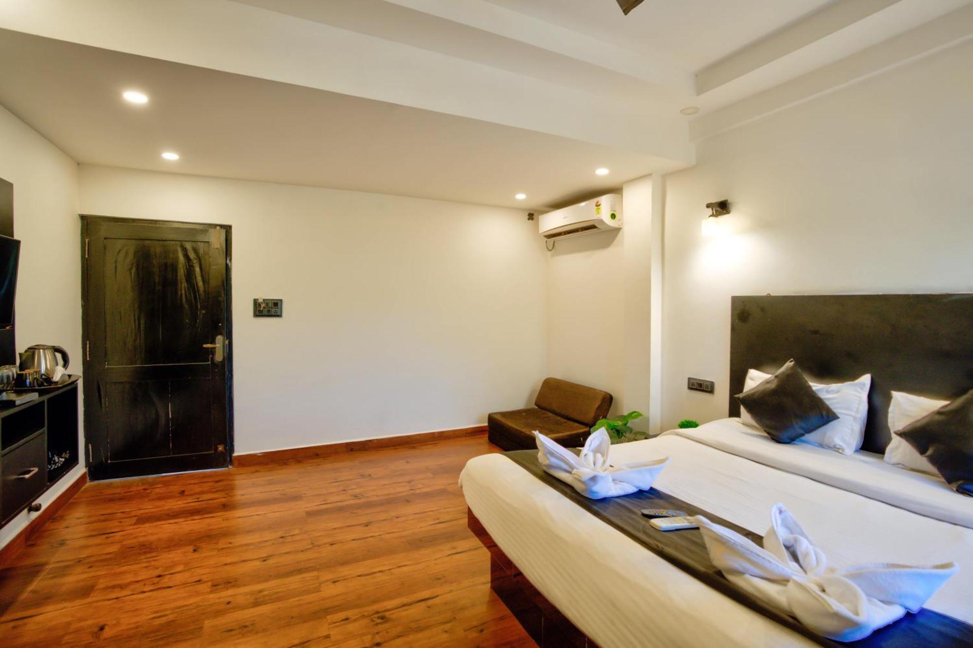 Hotel Vaggi's Place 2*