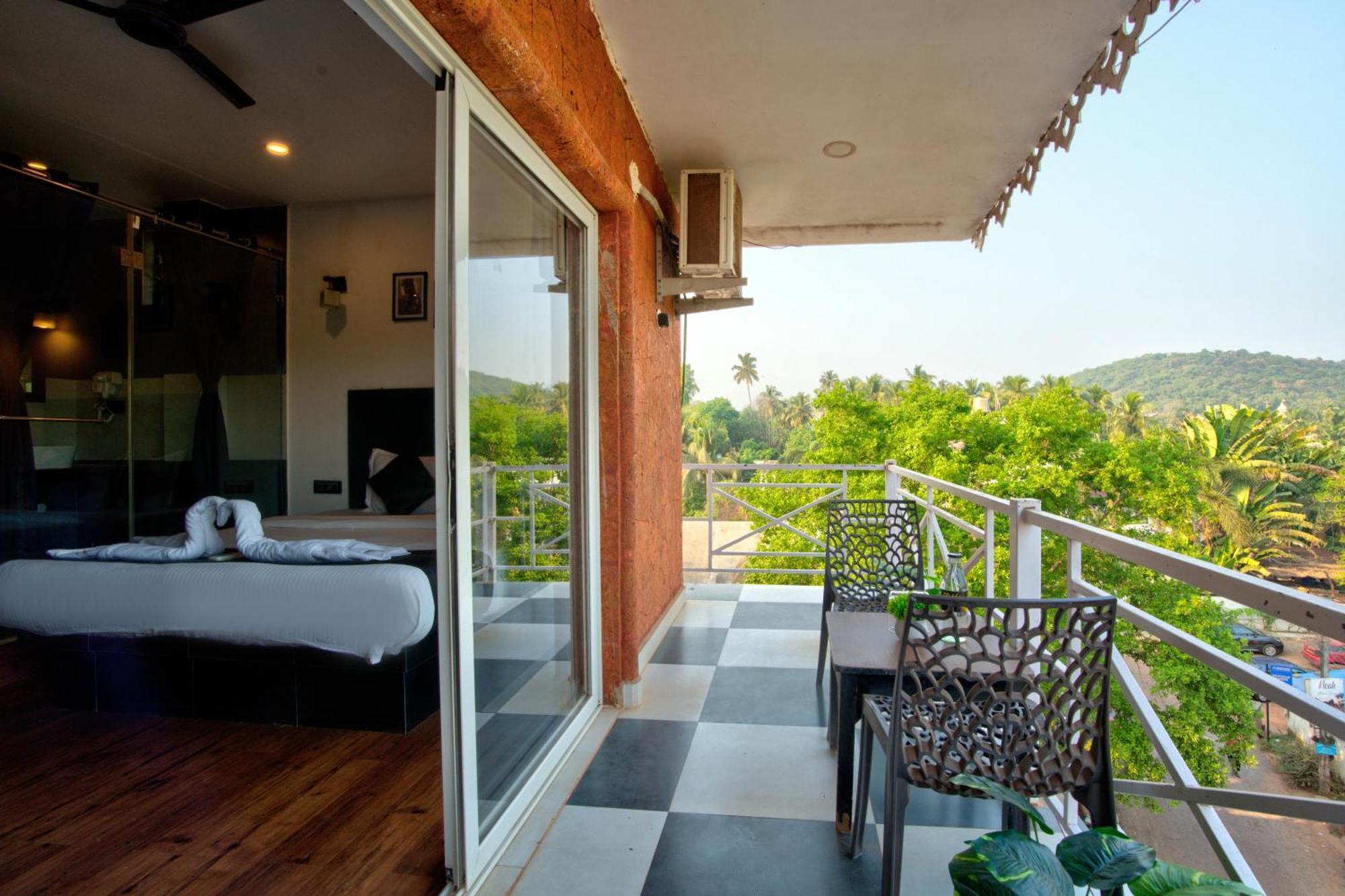 Vaggi's Place Baga